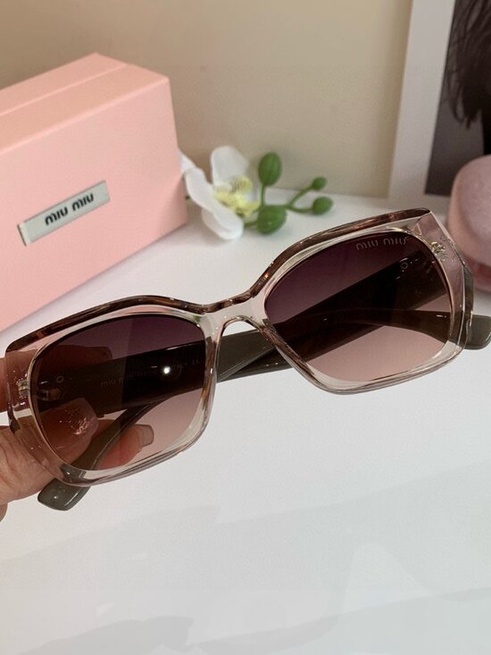 ✅NWT Authentic  MIU MIU Sunglasses main image 6